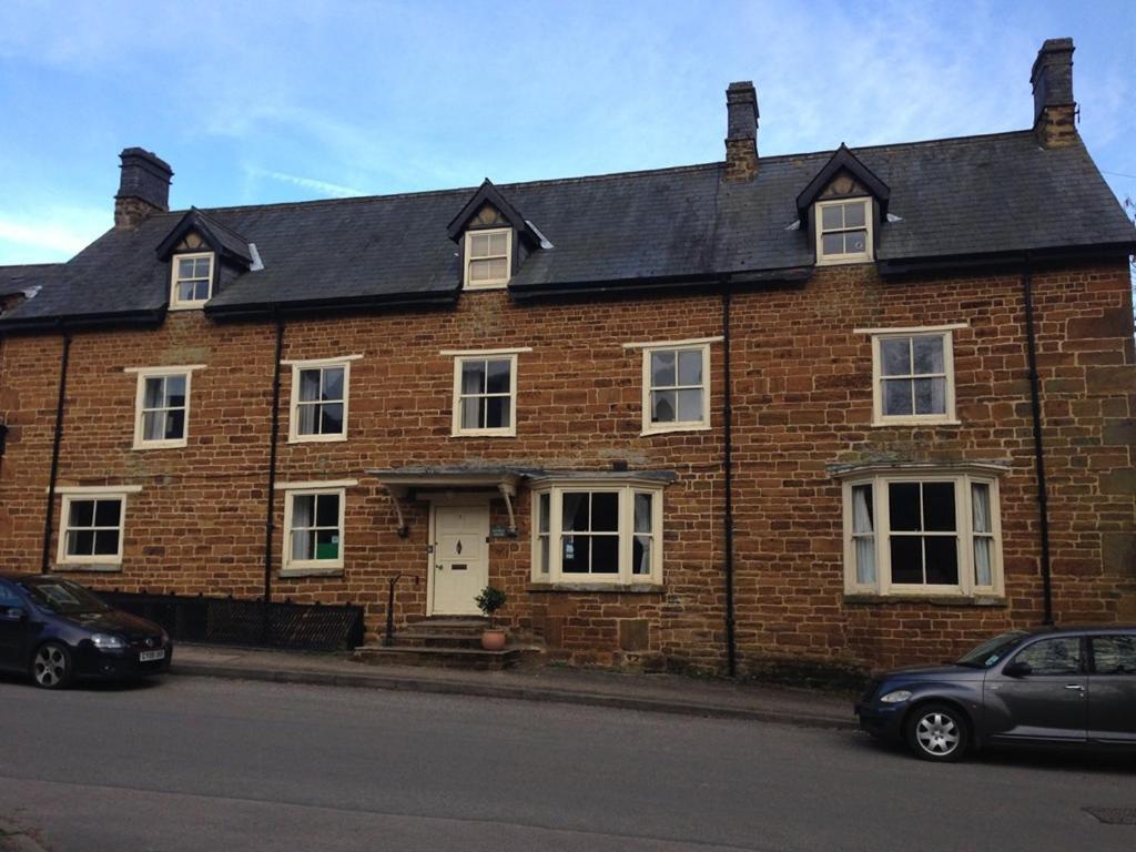 Kendal House B&B Towcester Eksteriør billede